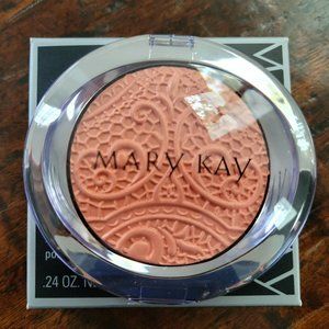 NIB Mary Kay 'Lace Coral' Sheer Dimensions Powder